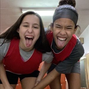 Meet your Posher, Cece